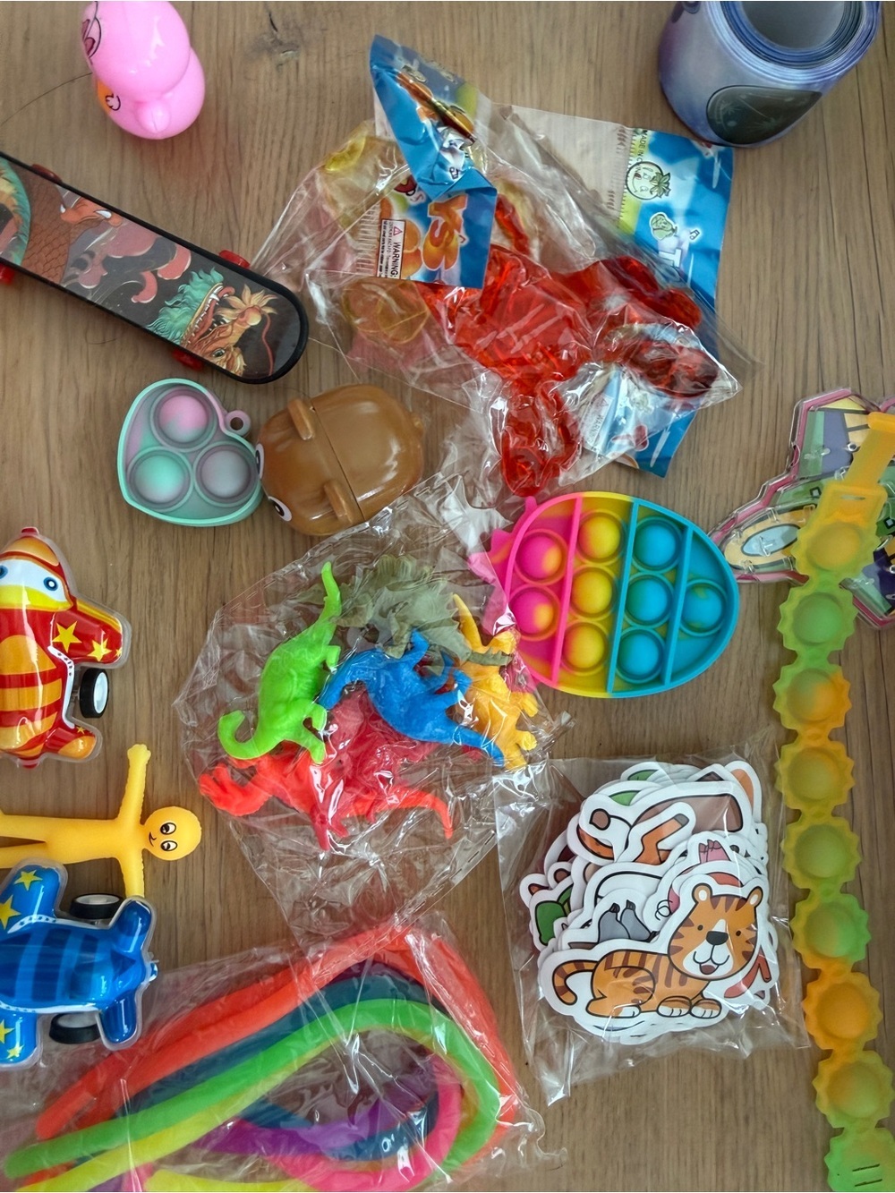 Party Favor Toys Set - Multicolor - Picture 2 of 7